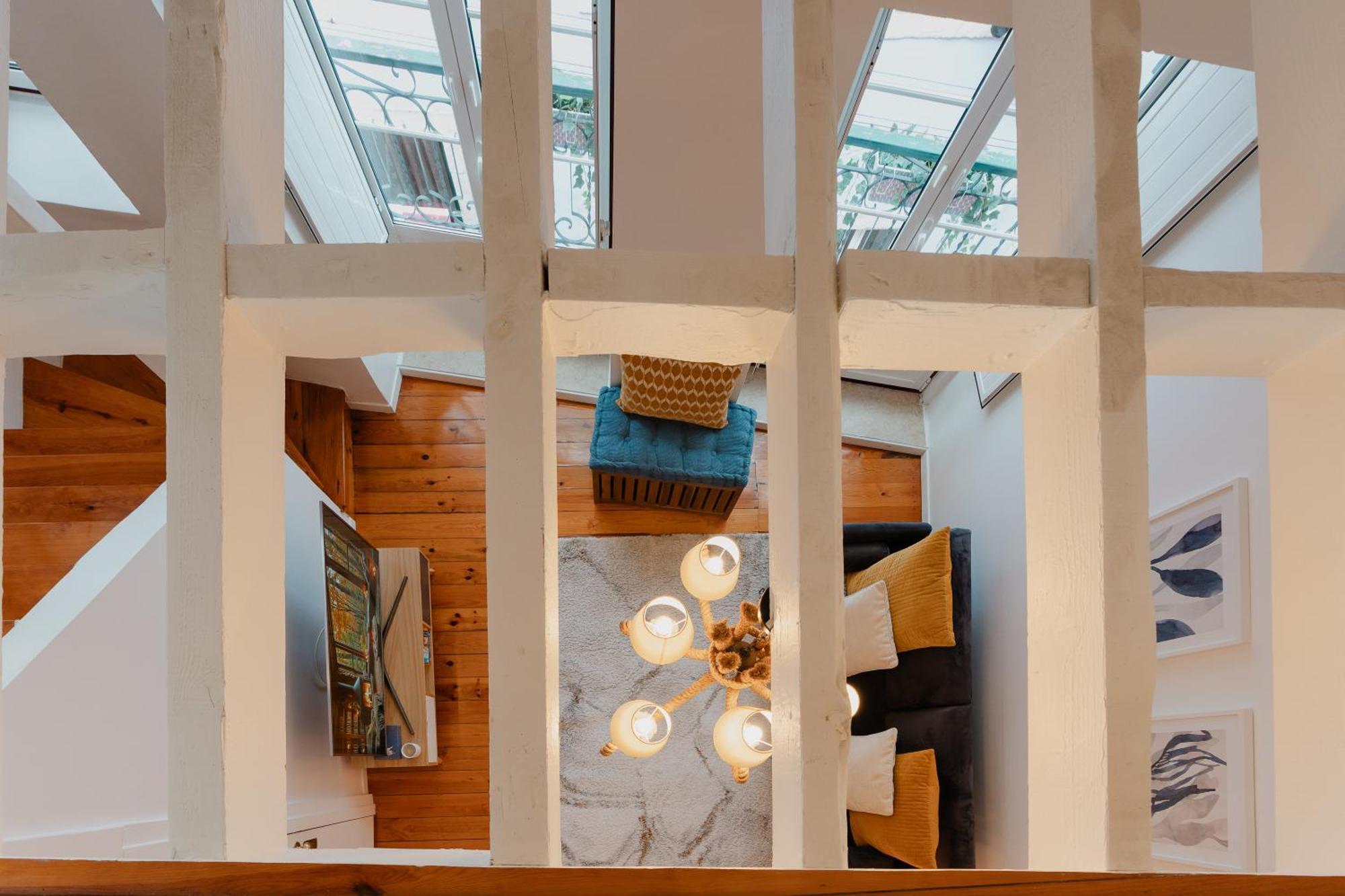 Stylish Getaway In A Mezzanine Flat By The Castle Daire Lisboa Dış mekan fotoğraf